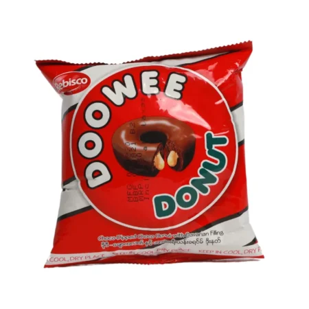 REBISCO DOOWEE DONUT COATED CHOCOLATE WITH BAVARIAN FLAVOURED FILLING 28G
