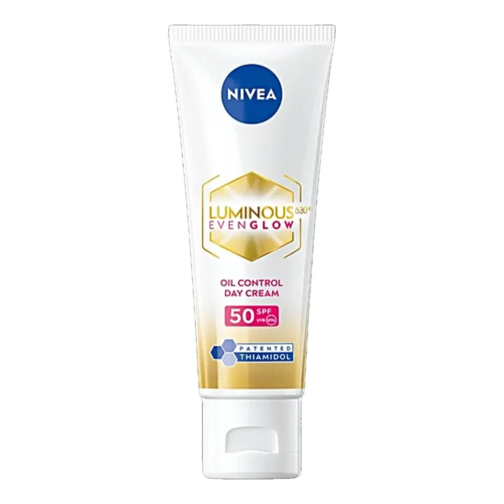 Nivea Luminious Even Glow Oil Control Day Cream Spf 50  40Ml