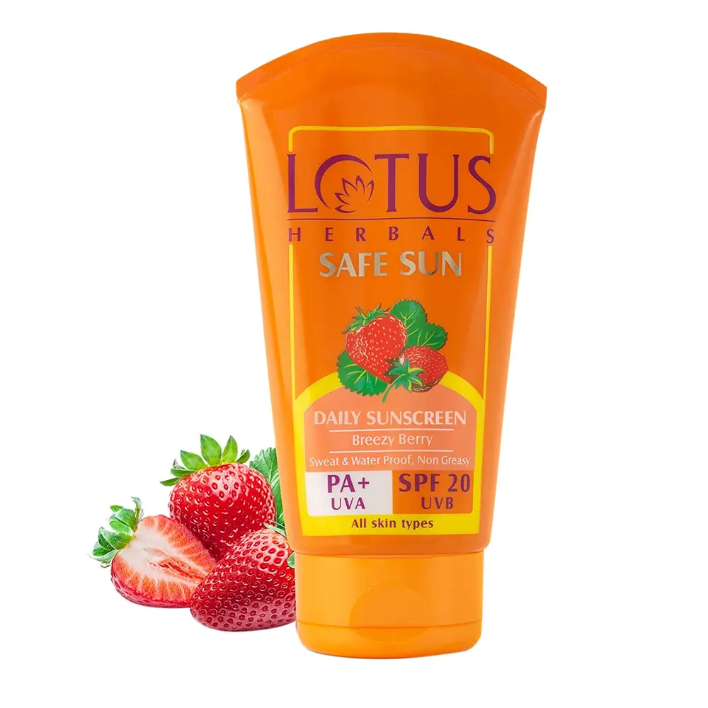 Lotus Safe Sun Sun Block Cream Breezy Berry 50G