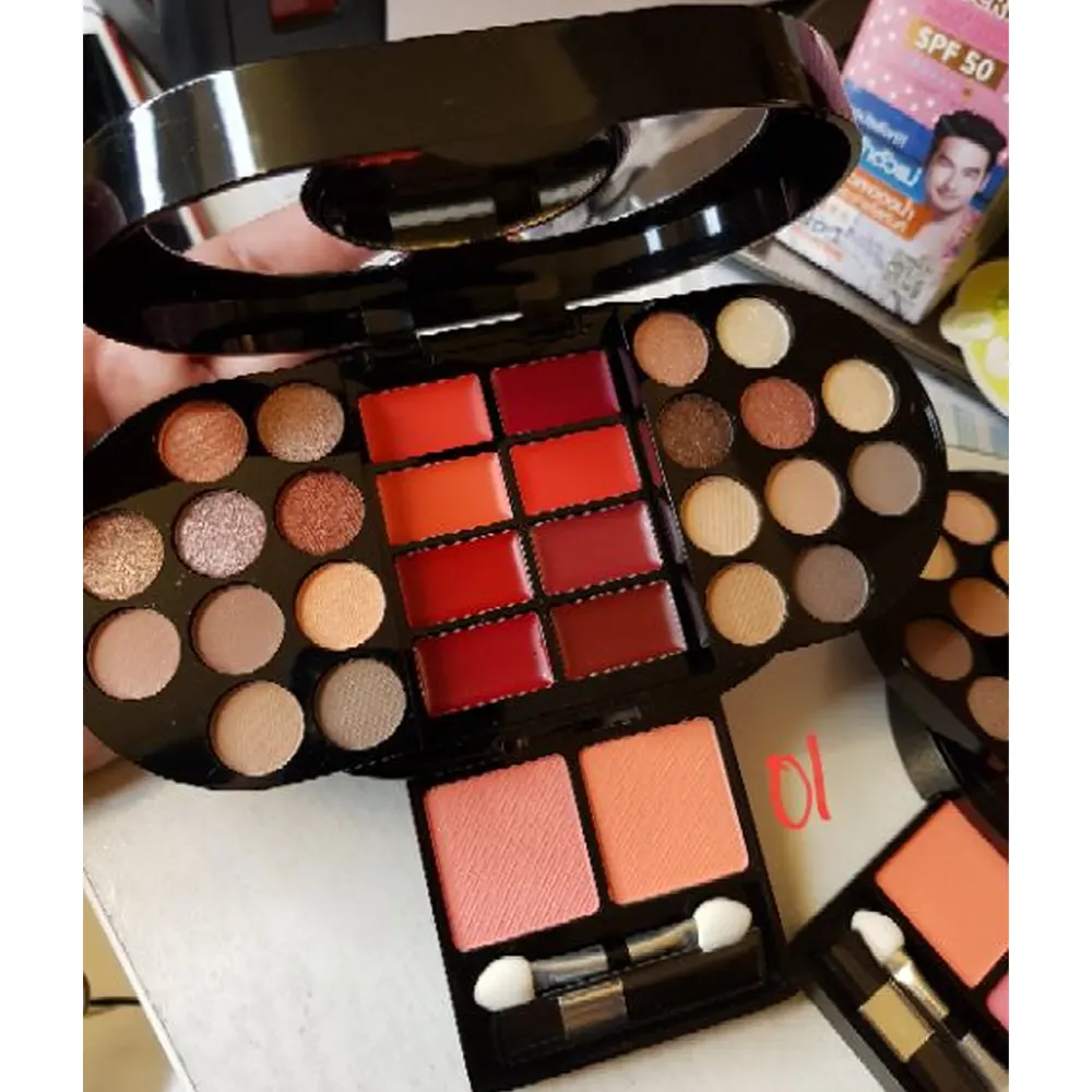 Odbo Lofty Makeup Kit 01